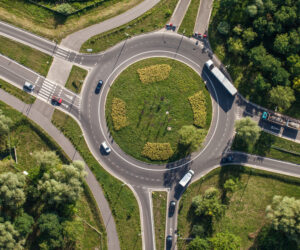 Are Roundabouts Safer than Intersections?