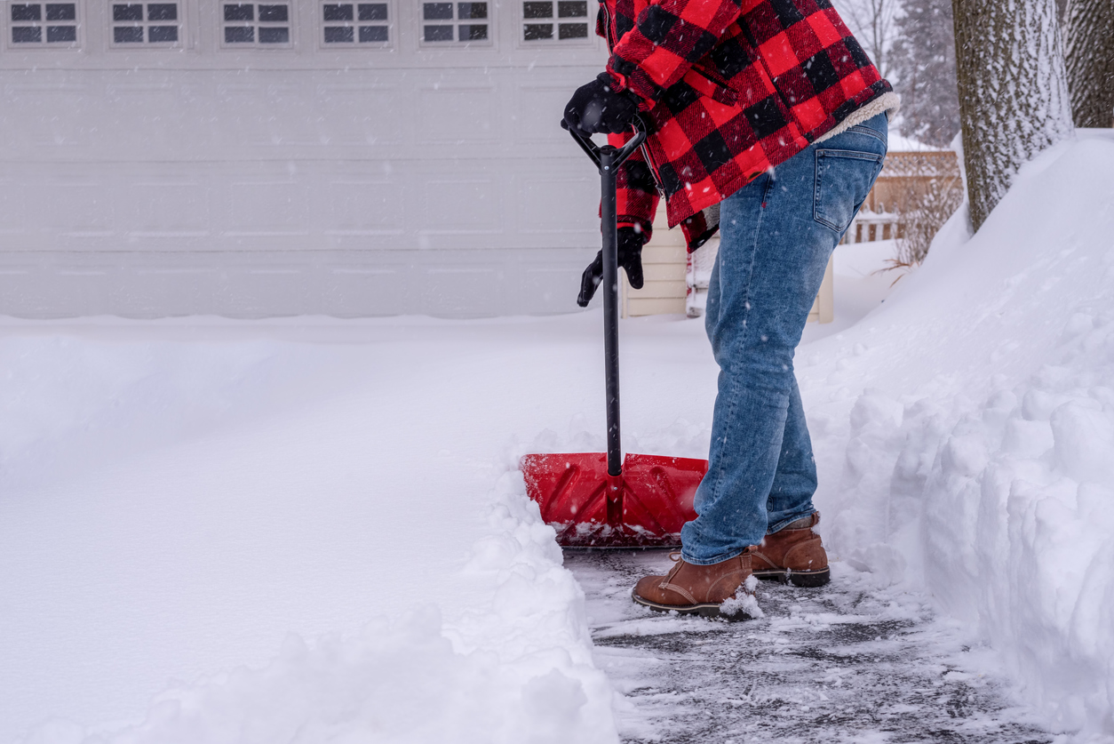Do Snow Plows Damage Driveways? 
